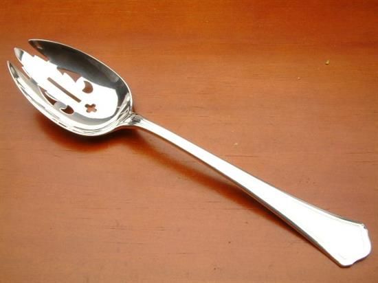 Picture of Pierced Tableserv.spn