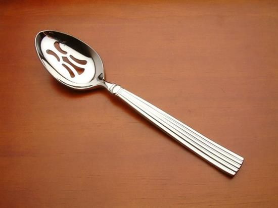 Picture of Pierced Tableserv.spn