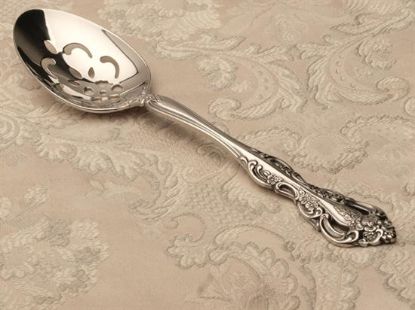 Picture of Pierced Tableserv.spn