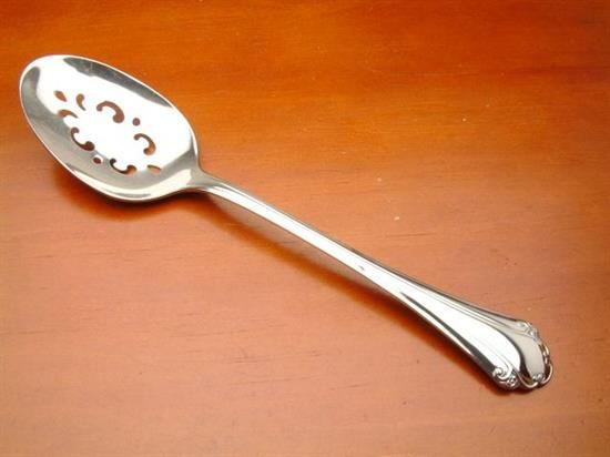 Picture of Pierced Tableserv.spn