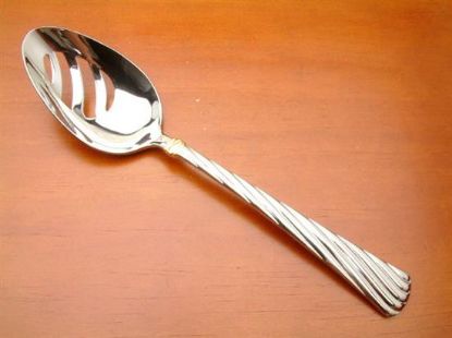 Picture of Pierced Tableserv.spn