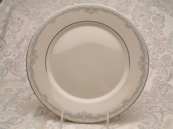 Picture of Dinner Plates
