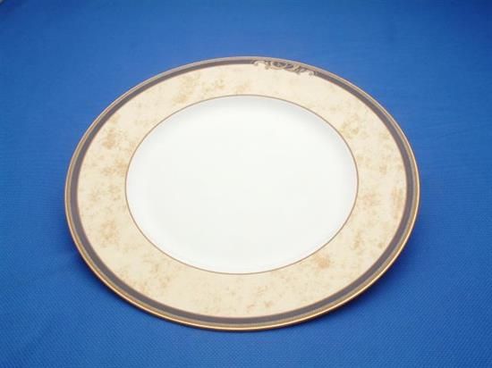 Picture of Dinner Plates