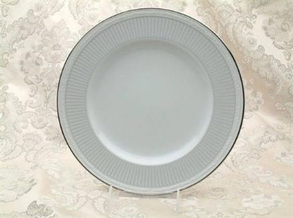 Picture of Dinner Plates