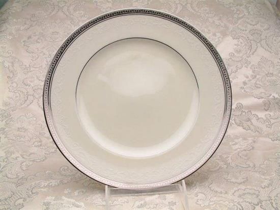 Picture of Dinner Plates