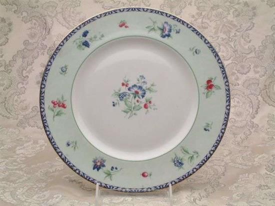 Picture of Dinner Plates