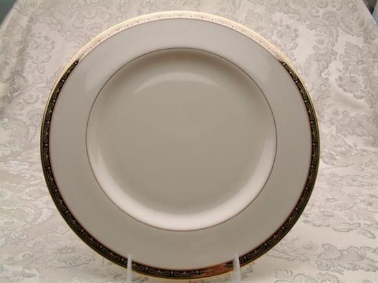 Picture of Dinner Plates