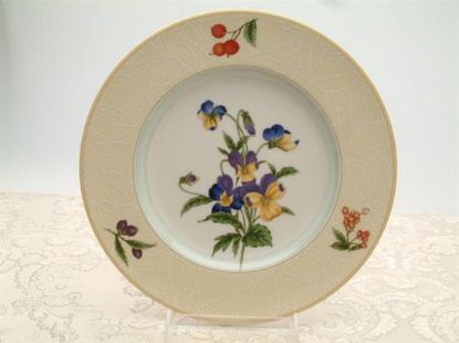 Picture of 9"accent Salad Plate
