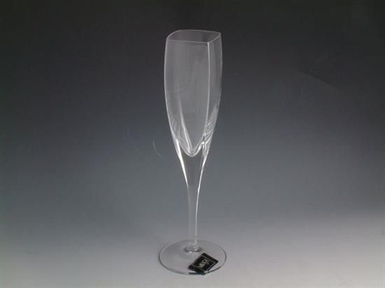 Picture of New Flute Champ.glass