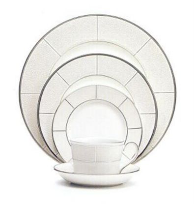 Picture of New 20pc. Service Of 4