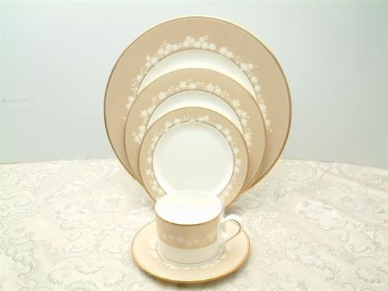 Picture of New 20pc. Service Of 4