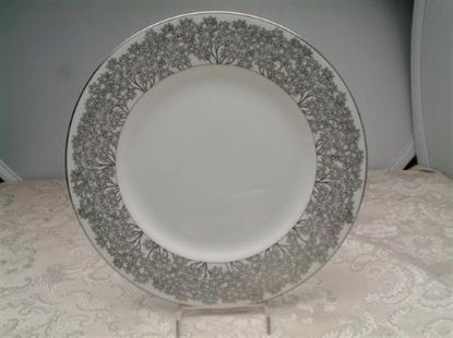 Picture of Dinner Plates