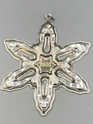 Picture of Gorham Sterling Silver 1986 Annual Snowflake Ornament, no box