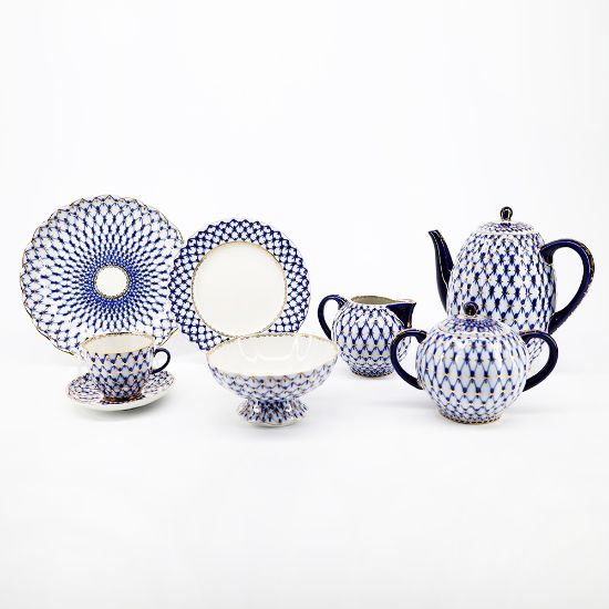 Picture of 23-Piece Lomonosov Porcelain 'Cobalt Net' Coffee, Tea & Dessert Set