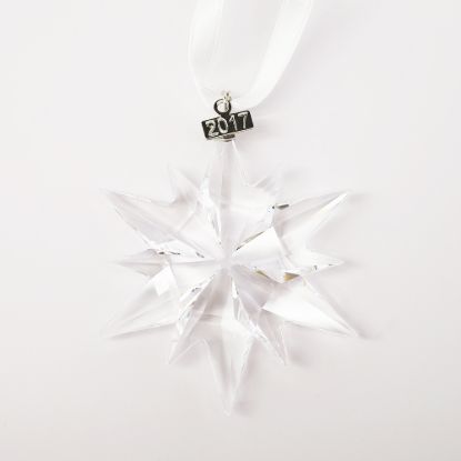 Picture of 2017 Snowflake Ornament with Original Box