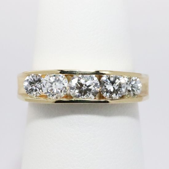 Picture of 14k Yellow Gold Men's Diamond Band 
