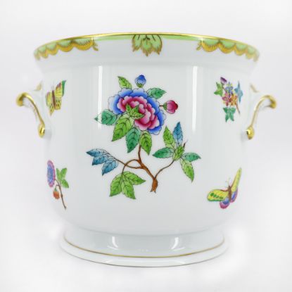 Picture of 'Queen Victoria' Porcelain Cachepot Planter by Herend