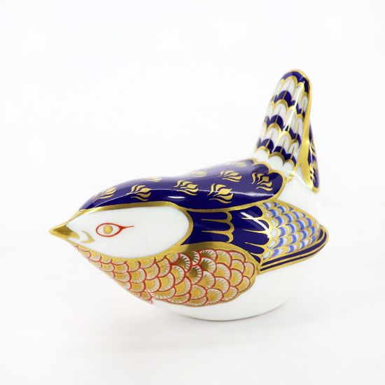 Picture of Imari 'Wren' Bird Paperweight by Royal Crown Derby