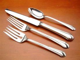 Show products in the Romantique pattern