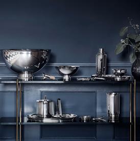 Show products in the Manhattan pattern