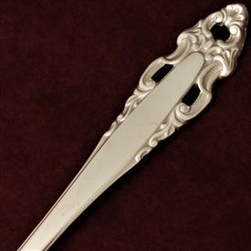 Show products in the Pierced Baroque pattern