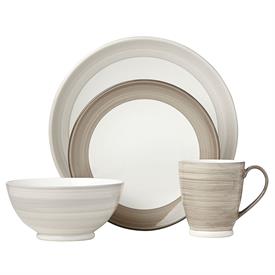 Show products in category Charles Lane Camel