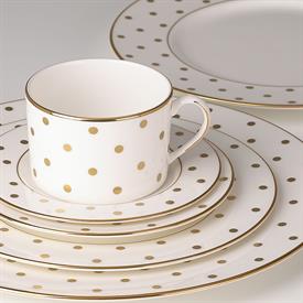 Show products in category Larabee Road Gold