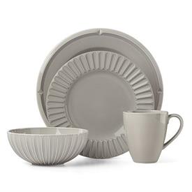Show products in the Tribeca Platinum pattern