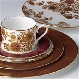 Show products in the Floral Majesty pattern