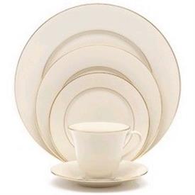 Show products in the Hayworth pattern