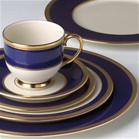 Show products in the Independence pattern