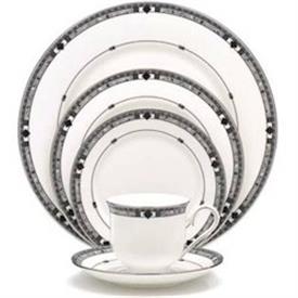 Show products in the Kara pattern