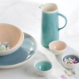 Show products in the Naomi Bay pattern