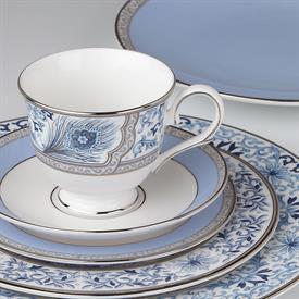 Show products in category Sapphire Plume