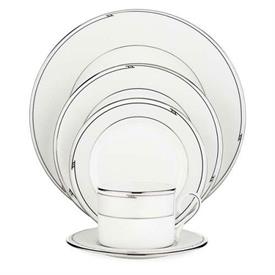 Show products in category Tesoro Classics Collection