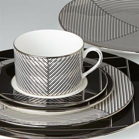 Show products in category Winston by Brian Gluckstein