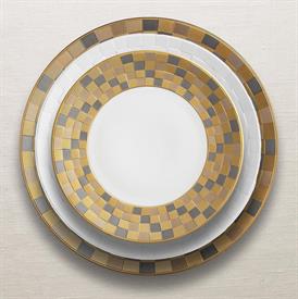 Show products in category Byzanteum Tri-Color