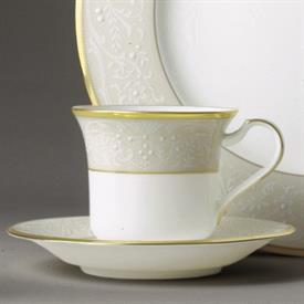 Show products in category White Palace