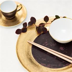 Show products in the Golden Velvet pattern