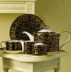 Show products in the Broadway pattern