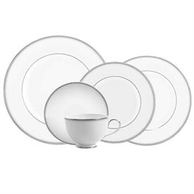 Picture for category Dentelle by Monique Lhuillier