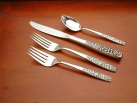 Show products in the Contessina pattern