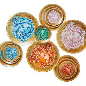 Show products in category Medusa Amplified