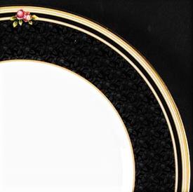 Show products in the Clio, Black pattern