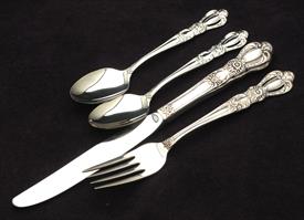 Show products in the Grand Heritage pattern