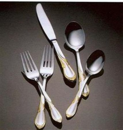 Picture for pattern Virtue, Gold Accents