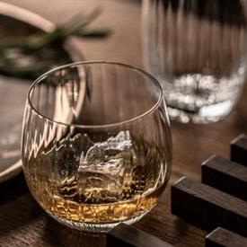 Show products in the Fortune Glass pattern