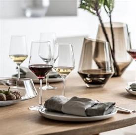 Show products in the Pure Glass pattern