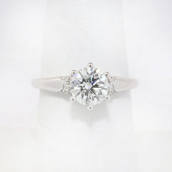 Picture of 14k White Gold 1.08Ct Round Brilliant Diamond Engagement Ring 