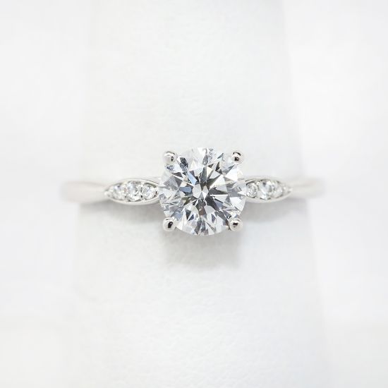 Picture of 14k White Gold .76Ct Round Brilliant Diamond Engagement Ring 